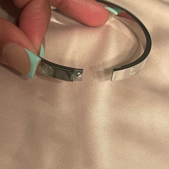 LOVE BRACELET - Picture 2 of 9